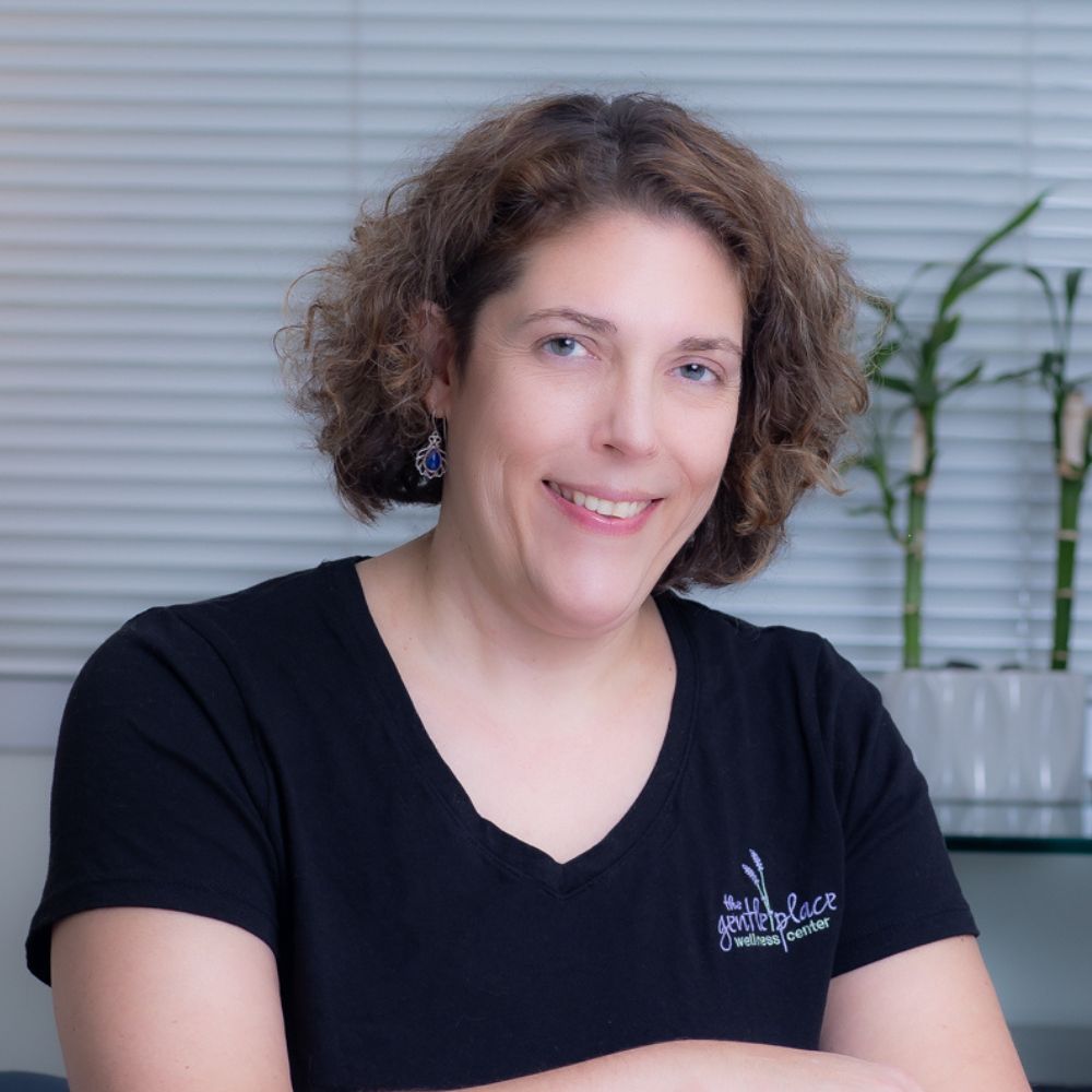 Nicole Robinson, LMT