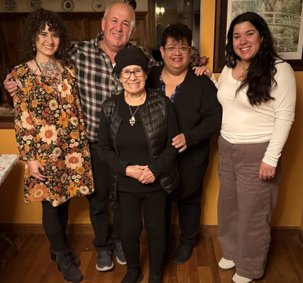 photo of Samela with her family